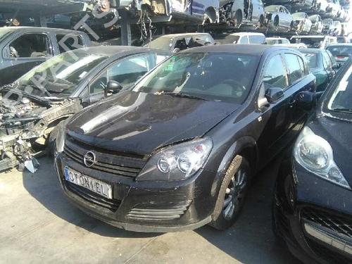Fuse box OPEL ASTRA H (A04) 1.7 CDTI (L48) | BP3137770E1 