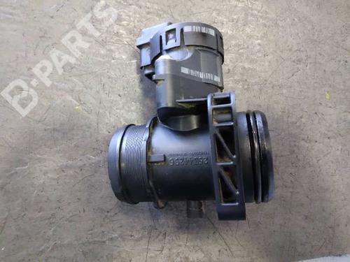 Used Throttle body FORD FIESTA V (JH_, JD_) [2001-2014]  8006479