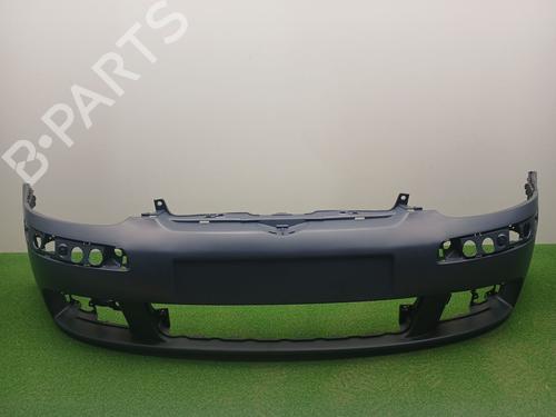 Used Front bumper VW GOLF V (1K1) 2.0 (116 hp) 24668154