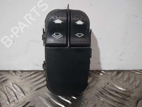 Used Left front window switch FORD FOCUS I (DAW, DBW) 1.6 16V (100 hp) 9820389