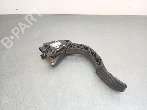 Pedal Pedal RENAULT CAPTUR II (HF_) LPG (HFMT) (101 hp) 40227360 40227360