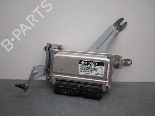 Used Engine control unit (ECU) HYUNDAI COUPE II (GK) 1.6 16V (105 hp) 15817838