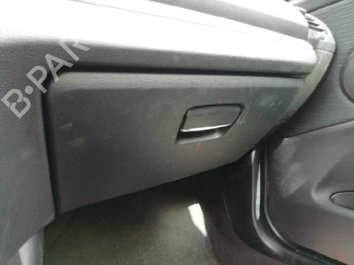 Used Glove box BMW 1 (E87) 116 d (116 hp) 18786421