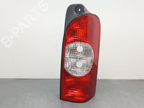 Right taillight RENAULT MASTER II Bus (JD) 2.5 dCi 100 (JDCV) | BP28278042C35 