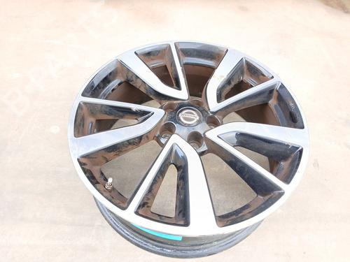 rim-nissan-qashqai-ii-j11-j11_-2013-31173429 main image