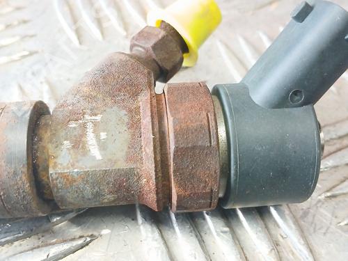 Injector ROVER 75 (RJ) 2.0 CDT | BP20322822M100 