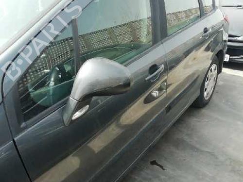 Used Left front door PEUGEOT 308 SW I (4E_, 4H_) 1.6 16V (120 hp) 15179114