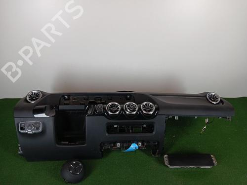 Used Airbag Kit MERCEDES-BENZ GLA (H247) GLA 200 d (247.712) (150 hp) 22757754