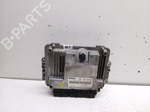 Used Engine control unit (ECU) Engine control unit (ECU) RENAULT MEGANE II Coupé-Cabriolet (EM0/1_) 1.9 dCi (131 hp) 33540402 33540402