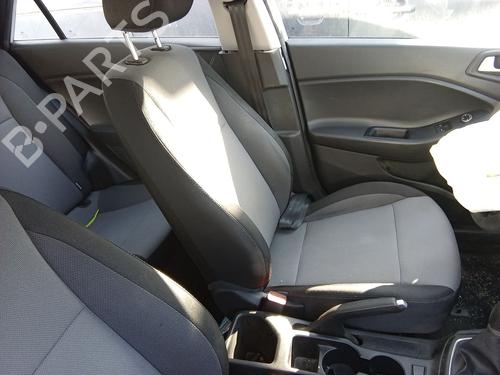 Used Left front seat Left front seat HYUNDAI i20 II (GB, IB) 1.2 (84 hp) 39900540 39900540