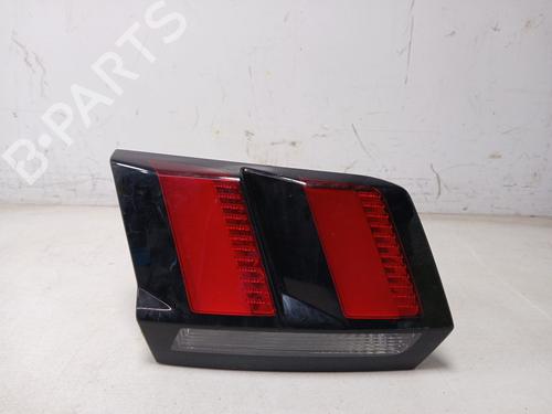 Used Left tailgate light PEUGEOT 3008 II SUV (MC_, MR_, MJ_, M4_) 1.2 THP/ PureTech 130 (MRHNSM, MRHNSU, MRHNSJ, MRHNYW,... (131 hp) 23536992