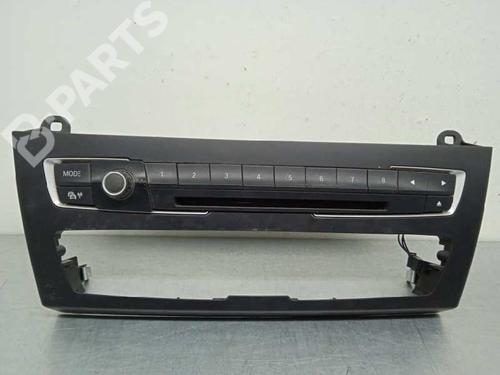 Used Radio BMW 1 (F20) 116 d (116 hp) 8892074