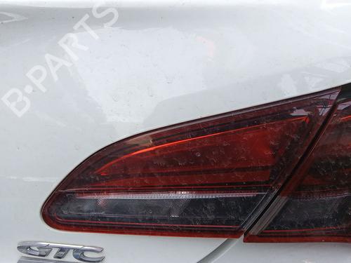 right-tailgate-light-opel-astra-j-gtc-2011-2012-2013-2014-2015-2016-2017-2018-38019485 main image