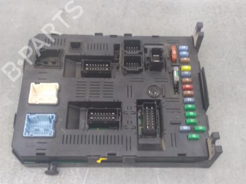 Used Fuse box PEUGEOT 307 (3A/C) 1.6 HDi (90 hp) 25004255