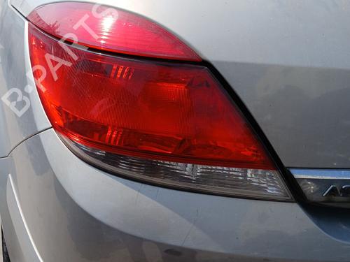 Used Left taillight OPEL ASTRA H TwinTop (A04) 1.9 CDTi (L67) (150 hp) 28164628
