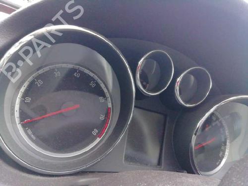 Used Instrument cluster OPEL INSIGNIA A (G09) [2008-2017]  12134497