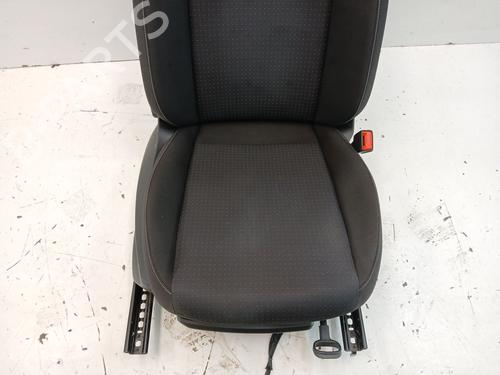Right front seat SEAT ARONA (KJ7, KJP) 1.0 TSI | BP34723275C16 - Image 3