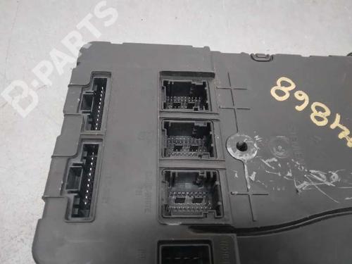 Fuse box RENAULT GRAND SCÉNIC II (JM0/1_) | BP11334698E1