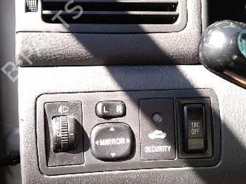 Rear right lock TOYOTA COROLLA (_E12_)  | BP4557717C99 