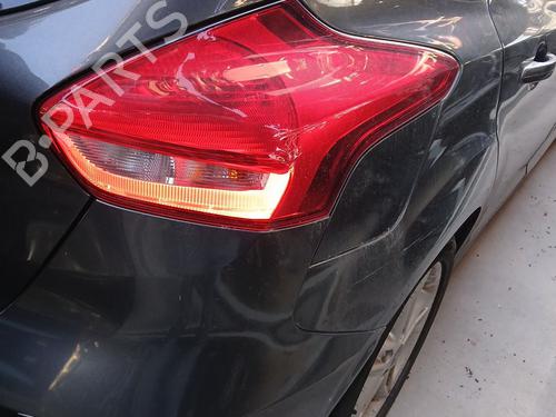 Used Right taillight FORD FOCUS III 1.0 EcoBoost (125 hp) 23093264