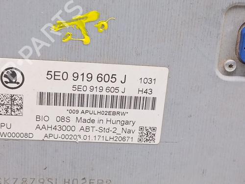 Radio SKODA OCTAVIA III (5E3, NL3, NR3) 2.0 TDI | BP9633385E6