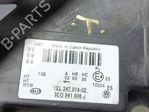 Right headlight VW PASSAT B6 (3C2) 2.0 TDI | BP29626778C29