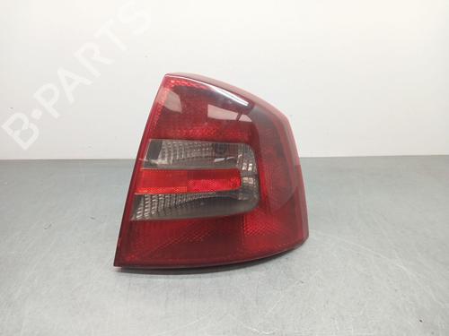 Used Right taillight SKODA OCTAVIA II (1Z3) 1.9 TDI (105 hp) 30317001