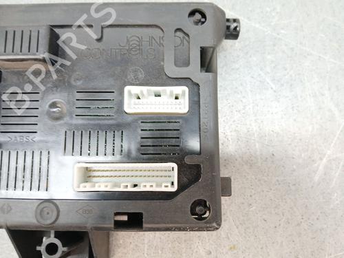 Fuse box RENAULT CLIO III (BR0/1, CR0/1) 1.4 16V | BP30176130E1
