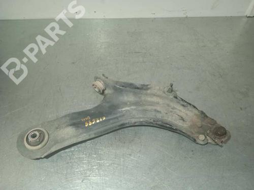 Used Right front suspension arm RENAULT KANGOO / GRAND KANGOO II (KW0/1_) 1.5 dCi 70 (KW0V, KW0A) (68 hp) 6825979
