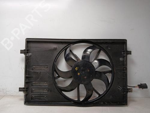 Used Radiator fan SEAT ATECA (KH7, KHP) 1.0 TSI (110 hp) 23279045