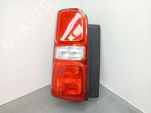 Fanale posteriore sinistro OPEL VIVARO C Van (K0) 2.0 (122 hp) 31145326