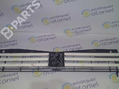 Used Grille PEUGEOT 205 II (20A/C) [1987-2000]  4677517