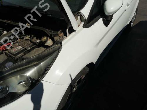 Used Left front fenders FORD FIESTA VI (CB1, CCN) [2008-2017]  17972400