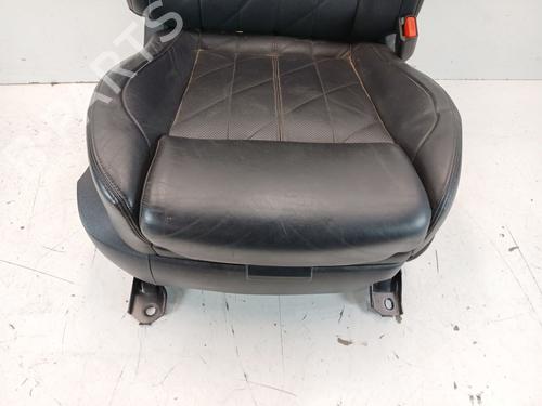 Right front seat INFINITI QX70 3.7 AWD | BP30683683C16