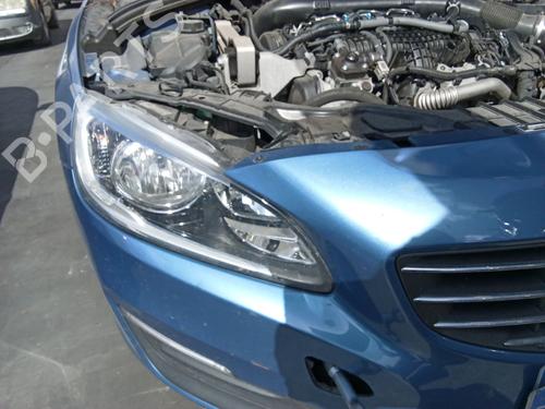Used Right headlight Right headlight VOLVO V60 I (155) D4 (190 hp) 40044837 40044837