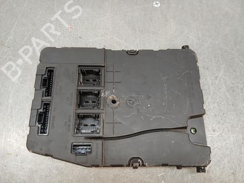 Used Fuse box RENAULT SCÉNIC II (JM0/1_) 1.5 dCi (JM02, JM13) (101 hp) 29826880