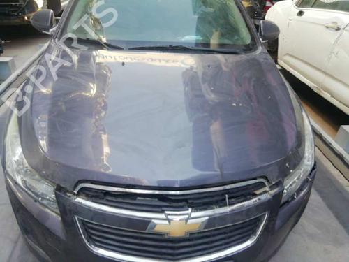 hood-chevrolet-cruze-j300-2009-12856122 main image