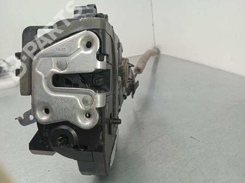 Used Rear left lock RENAULT CAPTUR II (HF_) TCe 100 (HFMT) (101 hp) 9696933