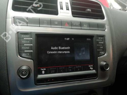 Used Radio VW POLO V (6R1, 6C1) [2009-2022]  16978549