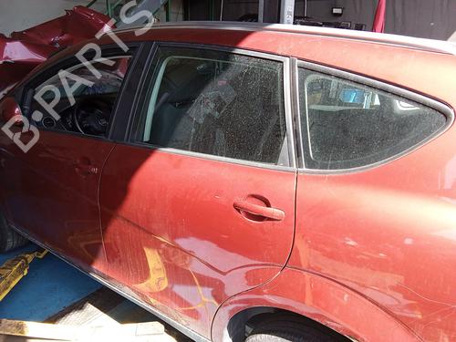 Used Left rear door Left rear door 39022837 39022837