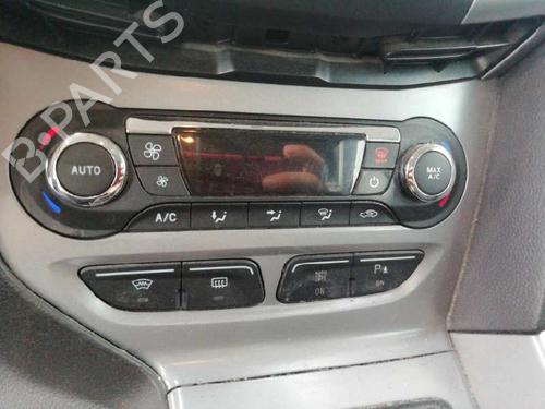 Used Climate control FORD FOCUS III [2010-2020]  12181538