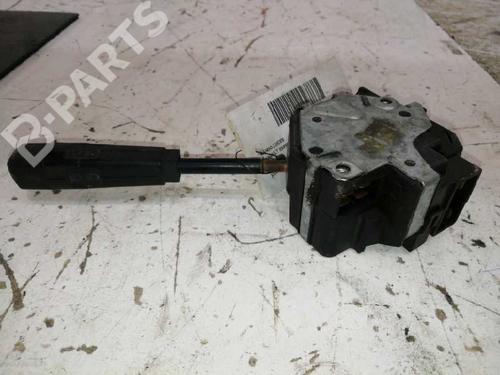 Comando luci RENAULT RAPID Box Body/MPV (F40_, G40_) 1.4 (F402) (58 hp) 2415417