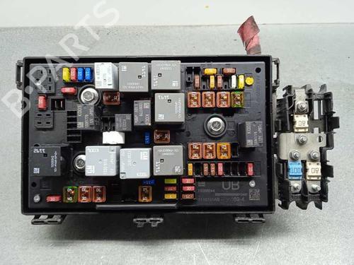 Used Fuse box OPEL ASTRA J (P10) [2009-2016]  16052626