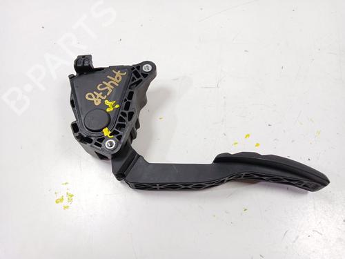pedal-nissan-juke-f16_-2019-36145718 main image