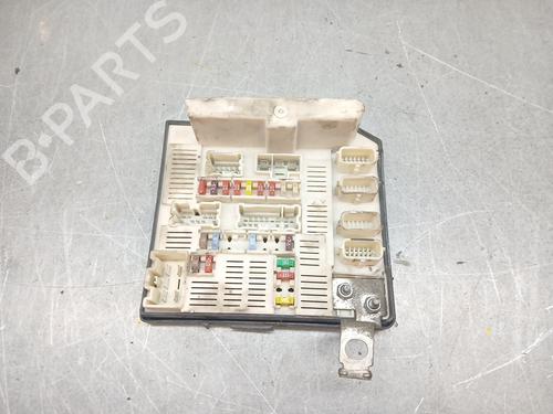 Used Fuse box RENAULT SCÉNIC II (JM0/1_) 1.9 dCi (JM14) (131 hp) 29747877