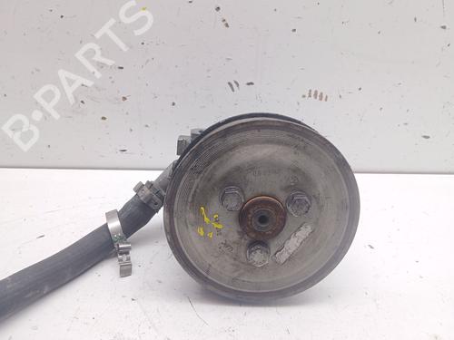 Used Steering pump Steering pump BMW X1 (E84) sDrive 18 d (143 hp) 36160096 36160096