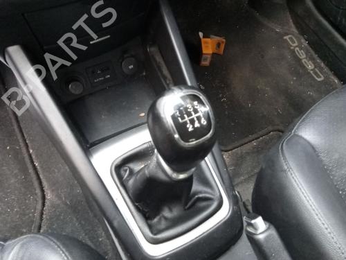 Gearbox KIA CEED (CD) 1.6 CRDi 136 | BP38759763M3 - Image 2
