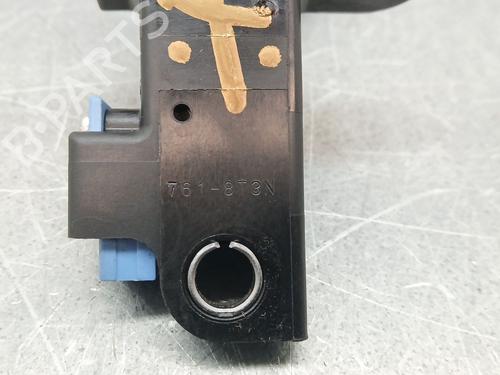 Steering wheel controls INFINITI QX70 3.7 AWD | BP31290782E15