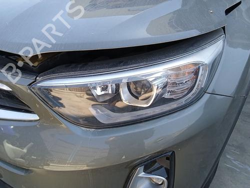 Left headlight KIA STONIC (YB) 1.0 T-GDi | BP37477623C28 - Image 2