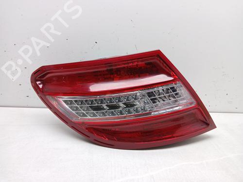 Used Left taillight MERCEDES-BENZ C-CLASS (W204) C 200 CDI (204.001) (136 hp) 27979937